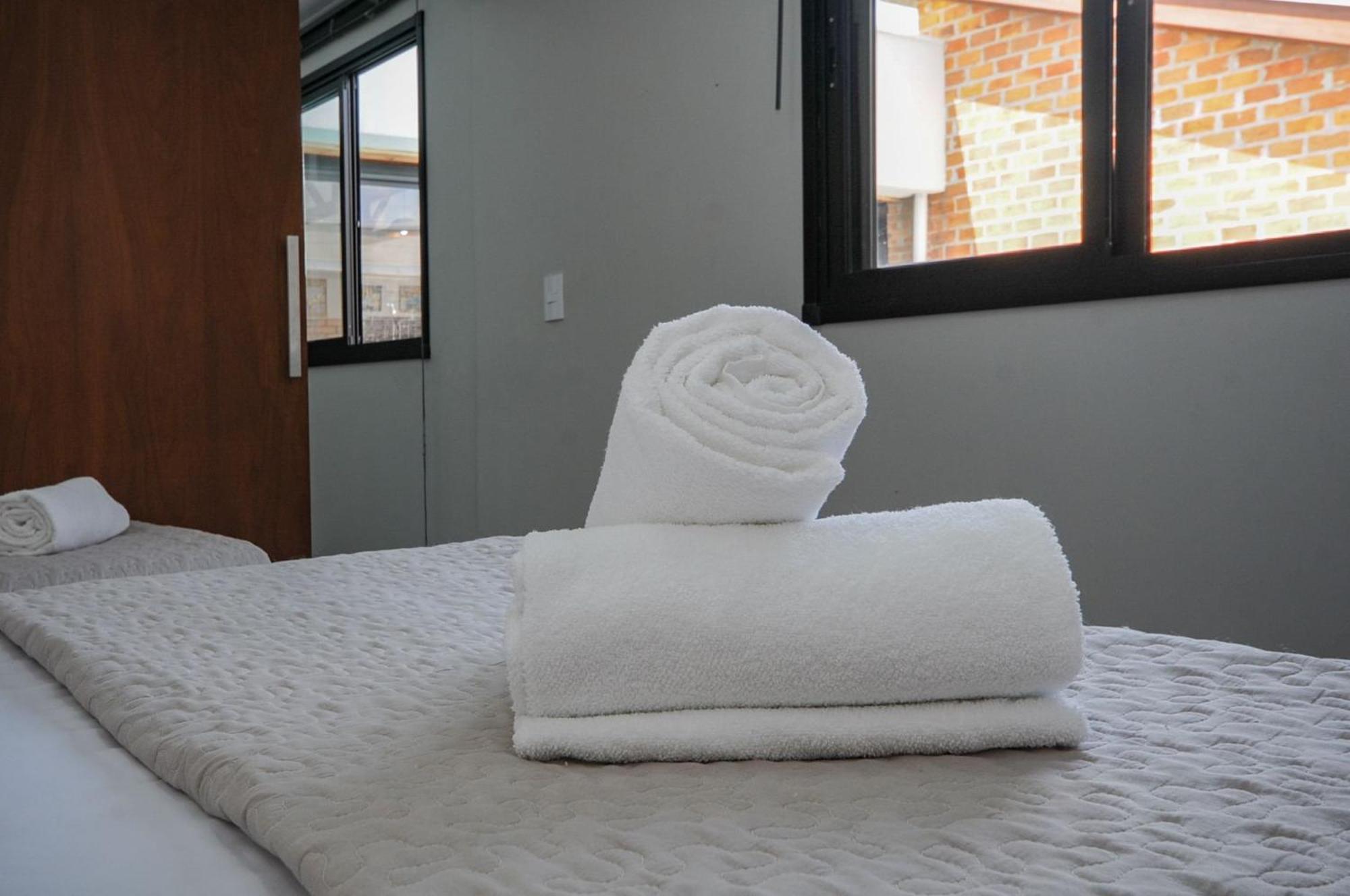 12 Hospedes - Piscina Agua Salgada E Area Gourmet Foz do Iguacu Ngoại thất bức ảnh